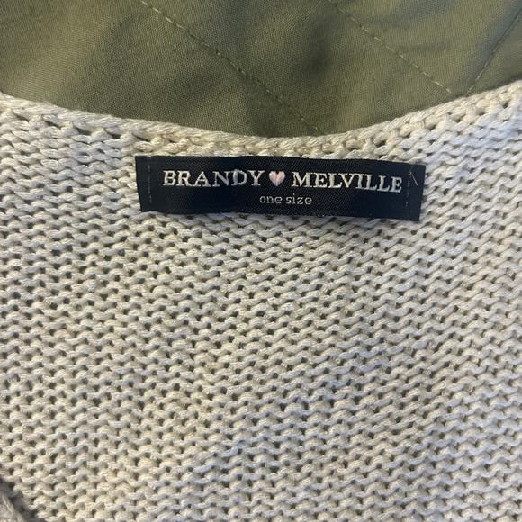 Brandy Melville Knit Tank Top Sleeveless V Neck One Size Neutral Made In Italy - Picture 3 of 4
